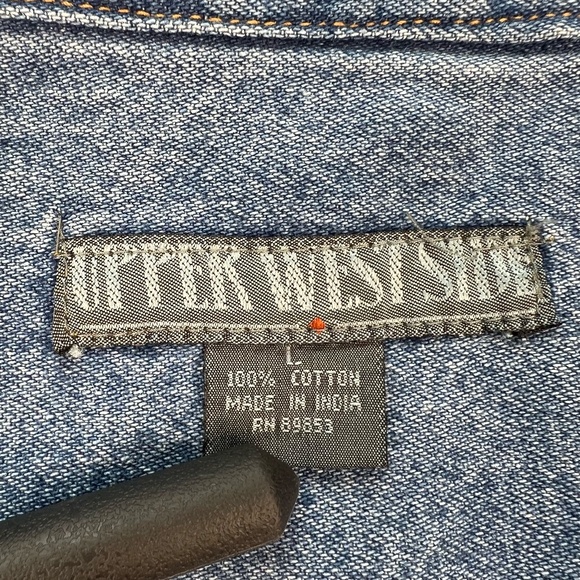 VINTAGE Denim Vest Christmas Women LARGE Upper West Side Holiday Cottagecore Art - Picture 8 of 10